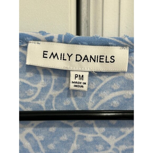 Emily Daniels Blue Floral Textured Short Sleeve Top Sz PM - Picture 5 of 10